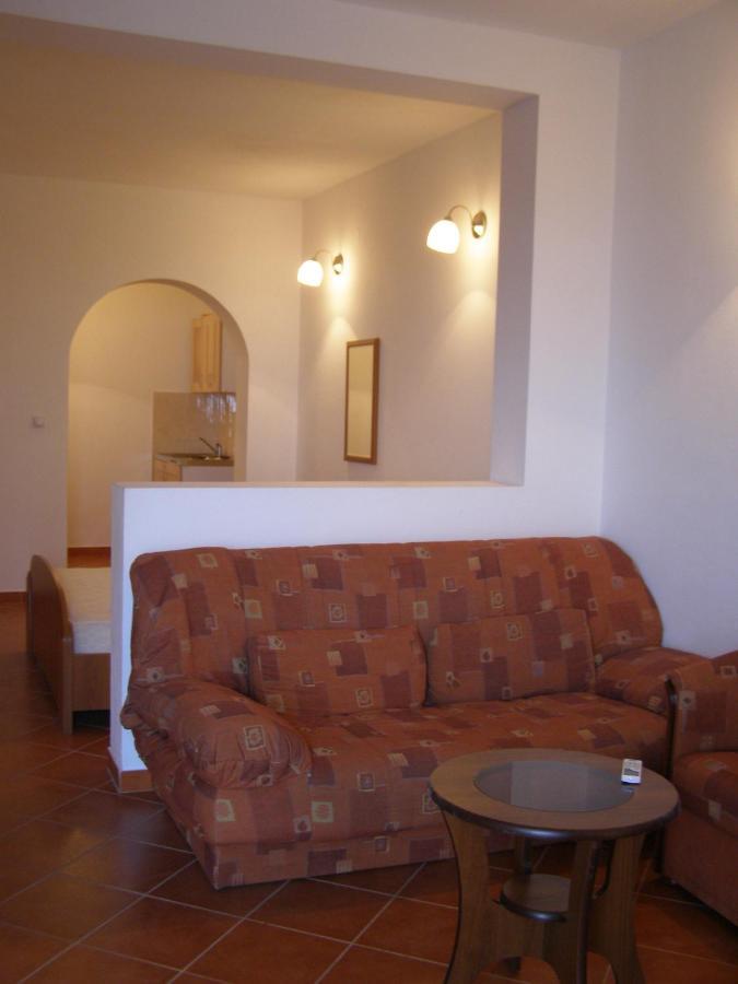 Apartments Kepi Gjerana Ulcinj Buitenkant foto